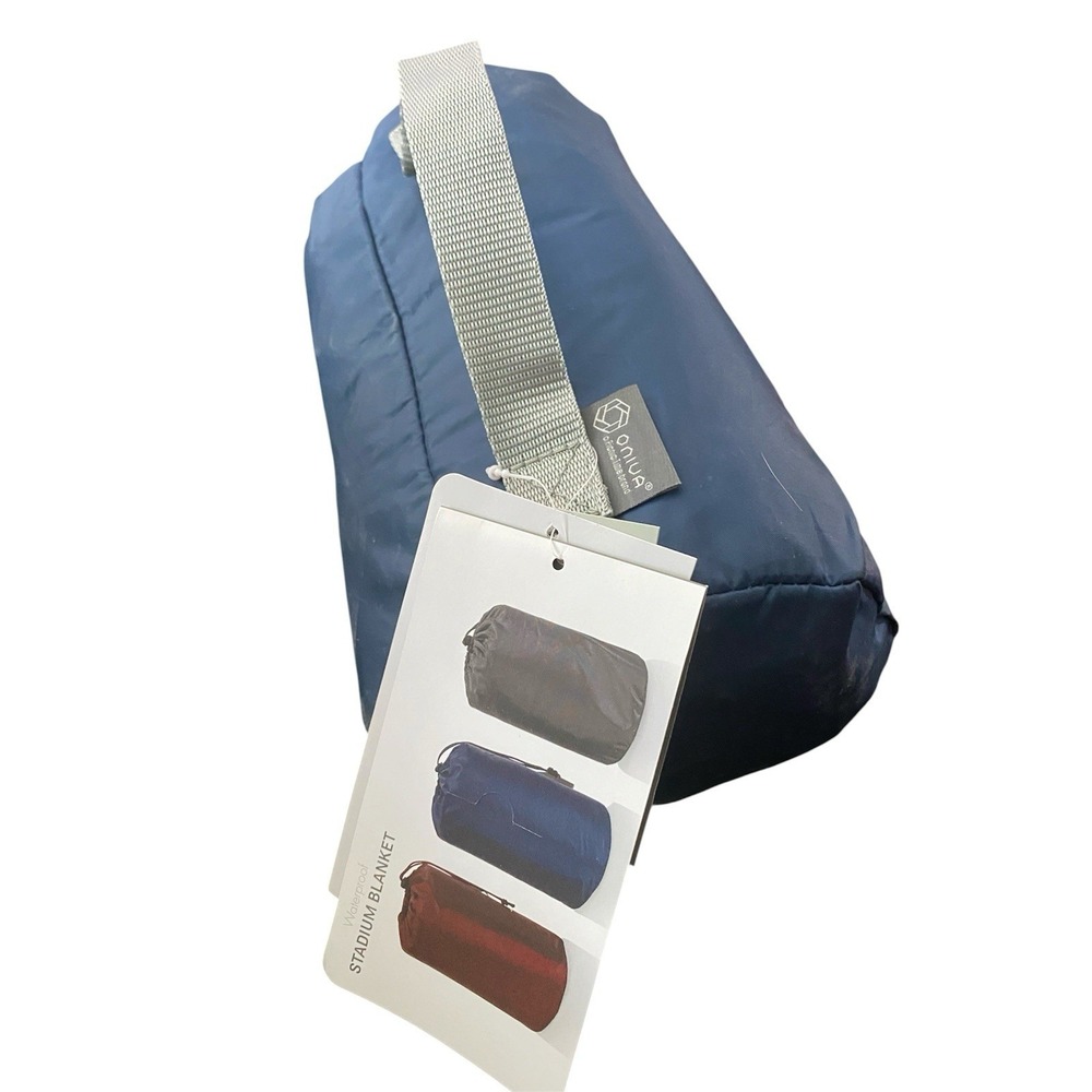 New Oniva Waterproof Outdoor Stadium Blanket for Cold Weather Color Blue 56x70.
